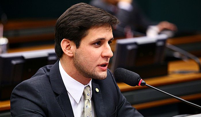 Rafael Motta sugere criação de selo Zilda Arns