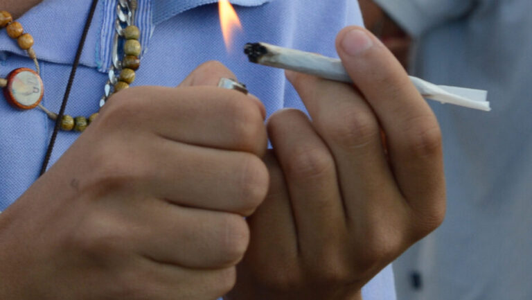 A descriminalização do porte de drogas para uso pessoal está sendo julgada pelo Supremo Tribunal Federal (STF). Foto: Arquivo/Agência Brasil