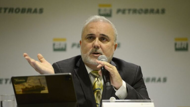 Jean Paul Prates, presidente da Petrobras, durante exposição | Foto: Tomaz Silva/Agência Brasil