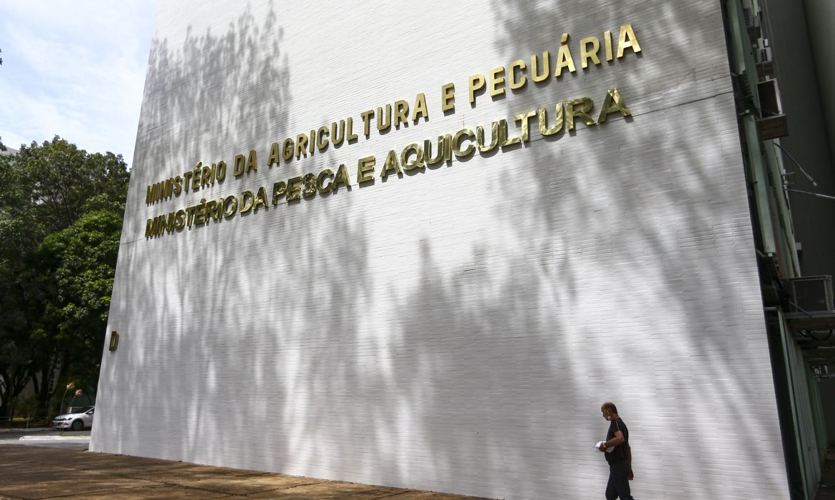 Brasília (DF), 10/04/2023 - Fachada do ministério da Agricultura e Pecuária e do ministério da Pesca e Aquicultura.