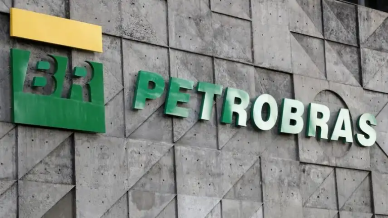 Letreiro da Petrobras. Foto: Reprodução.