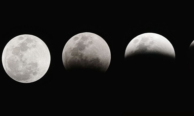 Brasília - O Clube de Astronomia promove um encontro de telescópios na Praça dos Três Poderes para observar a superlua e eclipse total lunar (Marcello Casal Jr/Agência Brasil)