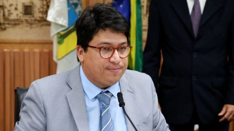 Vereador Dickson Júnior (PDT) é o atual presidente da Comissão de Ética Parlamentar da Câmara Municipal de Natal. Foto: Elpídio Júnior / CMN