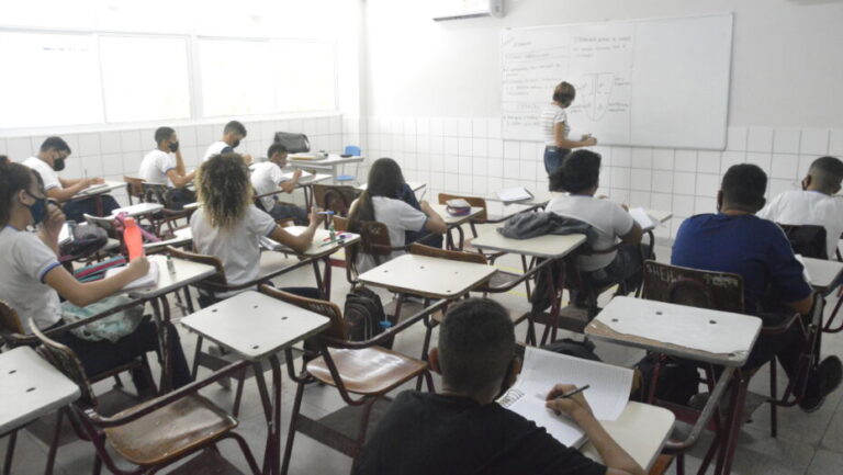 Desde 2015 o Brasil conta com uma lei nacional de combate ao bullying, mas poucas ações foram implementadas para dar apoio, segundo especialista. Foto: José Aldenir/AGORA RN