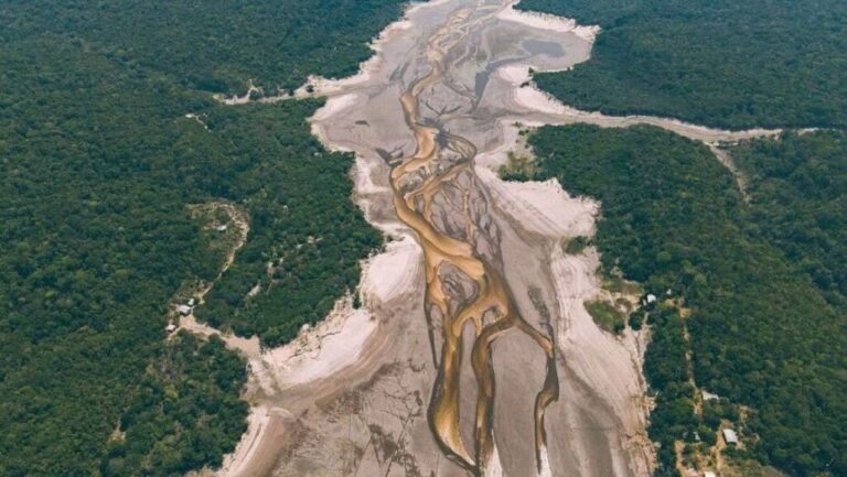 seca no rio negro amazonas 1 1024x754