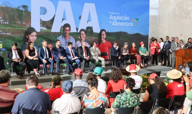 Brasília, (DF) – 16/10/2023 – Ministro do Desenvolvimento Agrário e Agricultura Familiar, Paulo Teixeira, durante Cerimônia de celebração ao Dia Mundial da Alimentação e os 20 anos do Programa de Aquisição de Alimentos (PAA). Foto Valter C