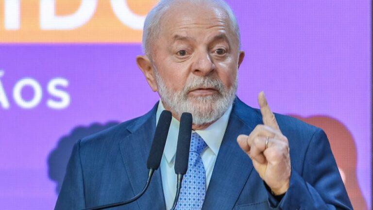 Lula se nega a falar sobre meta fiscal proposta por Haddad. Foto: Ricardo Stuckert / PR