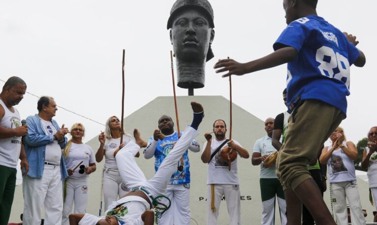 Rio de Janeiro (RJ) 20/11/2023 – Exibição de capoeira na celebração do Dia da Consciência Negra no Monumento a Zumbi dos Palmares. Foto: Fernando Frazão/Agência Brasil