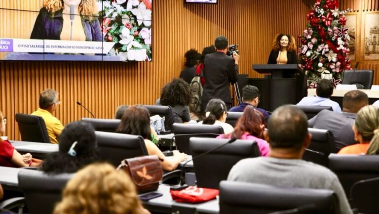 Audiência na Câmara Municipal de Natal debate piso da enfermagem. Foto: Lorena Veríssimo.