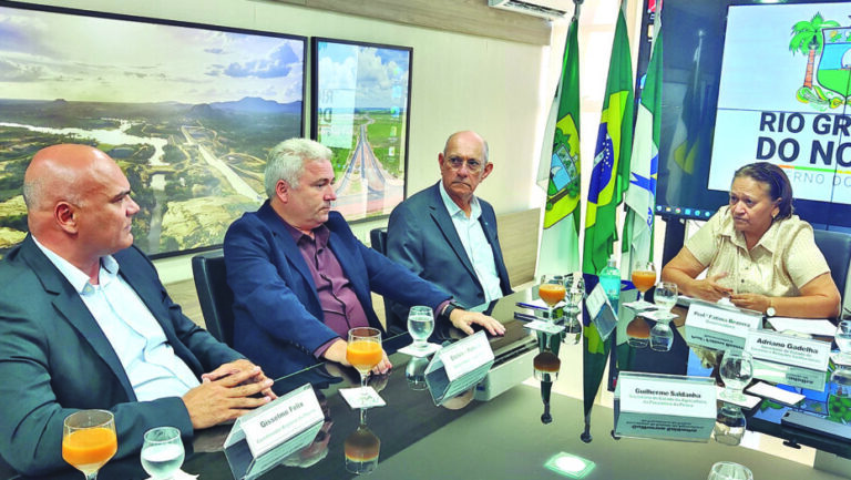 Roberto Serquiz, Presidente da FIERN, em reunião com governadora do Rio Grande do Norte, Fátima Bezerra - Porto de Natal