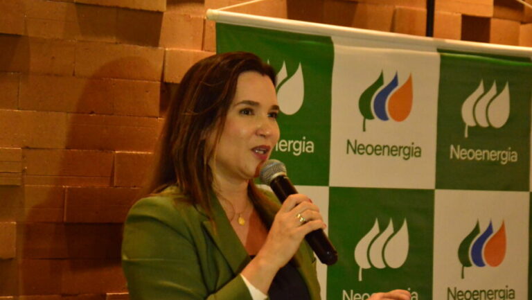Fabiana Lopes, diretora presidente da Neoenergia Cosern, antecipou planos da companhia para 2024 - Foto: José Aldenir / AGORA RN NeoEnergia Cosern