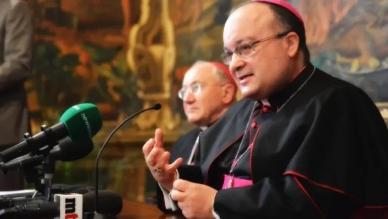 O arcebispo Charles Scicluna, alto funcionário do Vaticano. Foto: Reprodução/Twitter