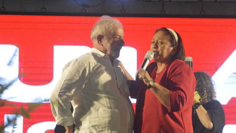 Governadora do Rio Grande do Norte, Fatima Bezerra, ao lado do presidente Lula / Foto: José Aldenir - Agora RN
