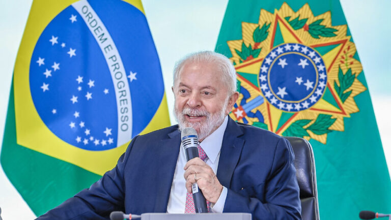 Presidente Lula prometeu elevar faixa de isenção para R$ 5 mil até 2026 - Foto: Ricardo Stuckert/PR