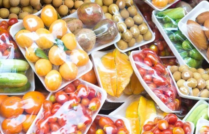 Alimentos podem conter plásticos, descobre ONG. Foto: Capital Resin Corporation.