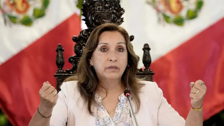 Presidente do Peru, Dina Boluarte. Foto: REUTERS/Angela Ponce