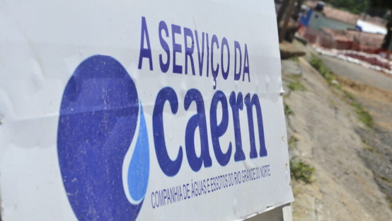 Caern está no local para reparo. Foto: José Aldenir/Agora RN.