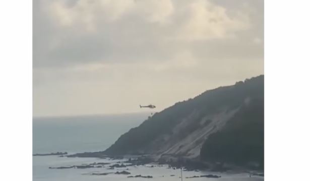 Helicóptero no Morro do Careca. Foto: reprodução