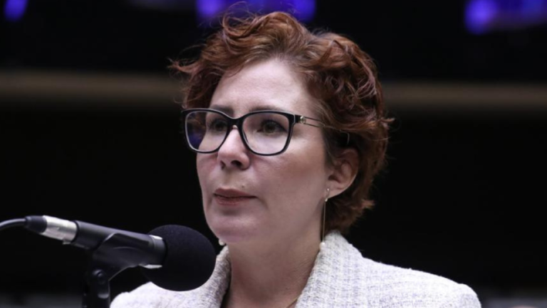 Segundo Zambelli, a formalização foi adiada por conta de pedidos extras de parlamentares para participar do movimento. Foto: Bruno Spada/Câmara dos Deputados