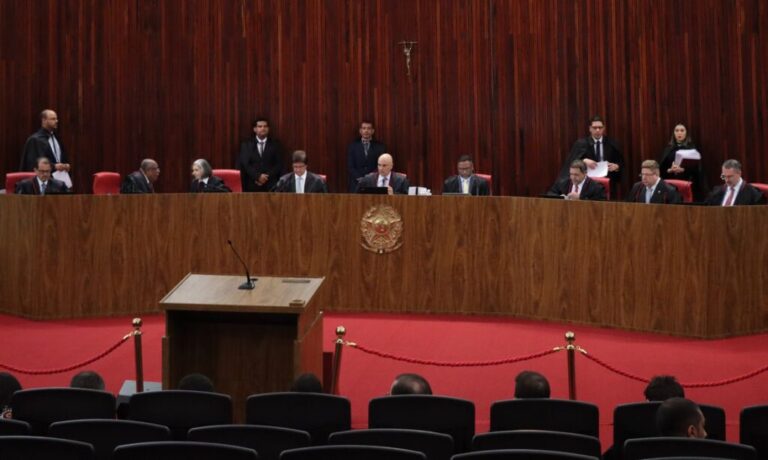 Brasília, (DF) – 01/08/2023 -  O presidente da Corte, ministro Alexandre de Moraes, participa da abertura da  sessão plenária do segundo semestre forense de 2023, Foto Valter Campanato/Agência Brasil.