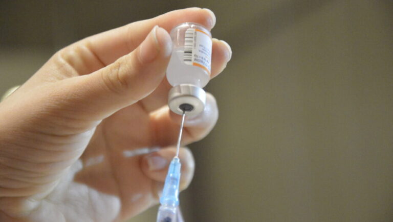 RN começa distribuição de 29 mil doses de vacinas contra dengue - Foto: José Aldenir/AgoraRN