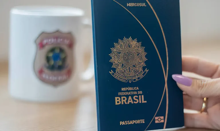 03/10/2023, Polícia Federal e Casa da Moeda dão início à emissão do novo passaporte brasileiro. Foto: Polícia Federal/ Divulgação