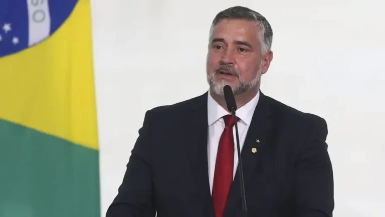 Ministro da Secretaria de Comunicação de Lula, Paulo Pimenta