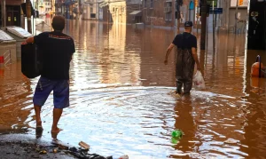 PORTO ALEGRE, RS, BRASIL, 05.05.2024 - Chuvas no Rio Grande do Sul - Fotos gerais enchente em Porto Alegre. Foto: Gustavo Mansur/Palácio Piratini