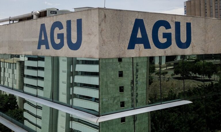 Brasília (DF), 03/11/2023, Prédio da AGU. Fachada da Advocacia Geral da União.  Foto: Rafa Neddermeyer/Agência Brasil