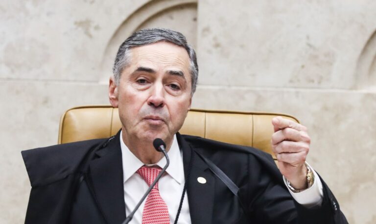 Brasília, (DF) – 01/02/2024 - O Supremo Tribunal Federal (STF) realiza sessão solene de abertura do Ano Judiciário de 2024, participa da cerimônia o presidente do Supremo, Luís Roberto Barroso. Foto Valter Campanato/Agência Brasil.