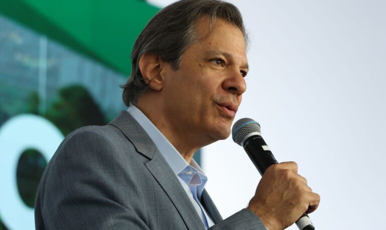 Osasco (SP), 05/07/2024 - O Ministro da Fazenda, Fernando Haddad, participa da inauguração do Edifício Acadêmico e Administrativo da Escola Paulista de Política Econômica e Negócios no Campus Osasco da Universidade Federal de São Paulo - Unifesp. Foto: Rovena Rosa/Agência Brasil