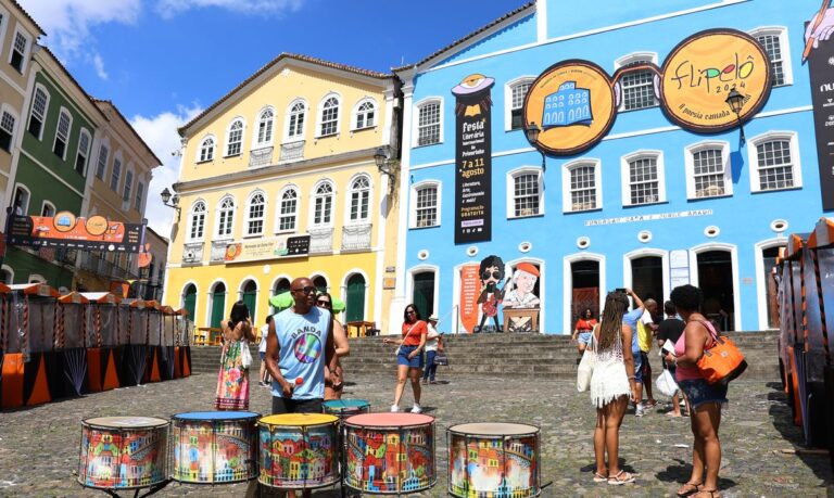 Salvador (BA), 10/08/2024 - Fachada da Fundação Casa de Jorge Amado durante a Festa Literária Internacional do Pelourinho - Flipelô, que homenageia Raul Seixas, no Largo do Pelourinho. Foto: Rovena Rosa/Agência Brasil