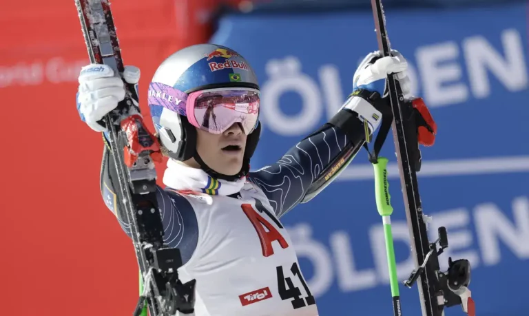 Alpine Skiing - FIS Alpine Ski World Cup - Men's Giant Slalom - Soelden, Austria - October 27, 2024
Brazil's Lucas Pinheiro Braathen reacts during the men's giant slalom Reuters/Leonhard Foeger/Proibido reprodução