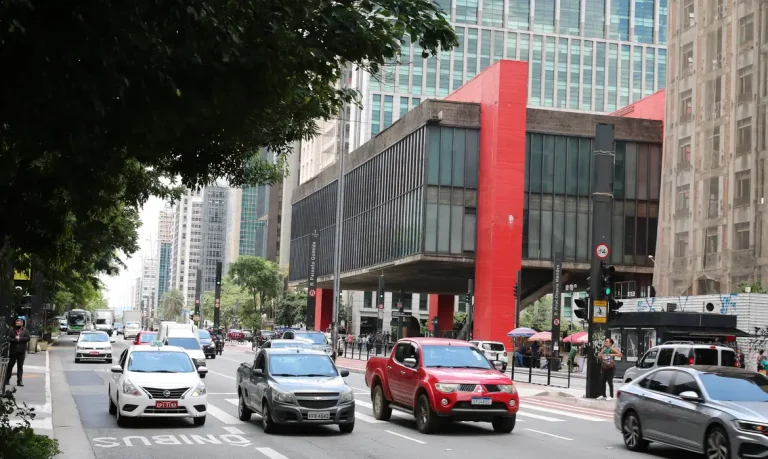 Fachada do Museu de arte de São Paulo Assis Chateaubriand - Masp, na Avenida Paulista.