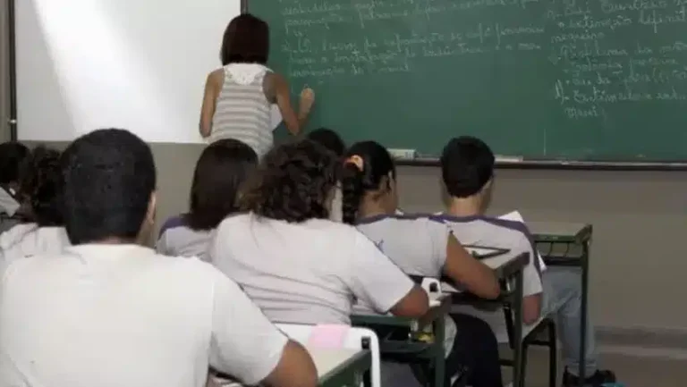 escola reprodução