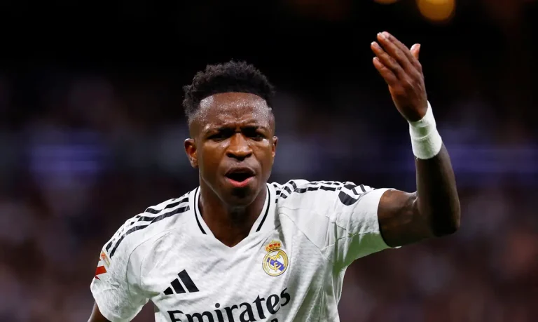 Vinícius Jr em jogo do Real Madrid contra o Barcelona
 26/10/2024   REUTERS/Susana Vera