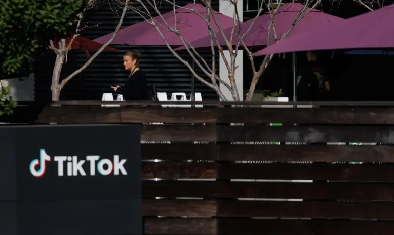 A person arrives at the offices of Tik Tok after the U.S. House of Representatives overwhelmingly passed a bill that would give TikTok's Chinese owner ByteDance about six months to divest the U.S. assets of the short-video app or face a ban, in Culver City, California, U.S., March 13, 2024.  REUTERS/Mike Blake