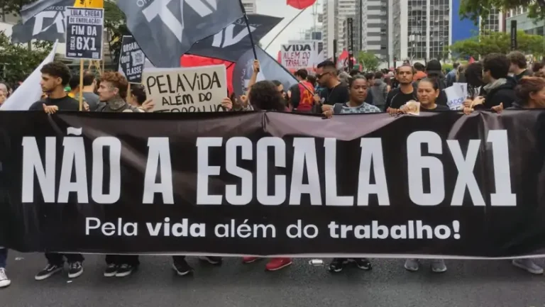 Manifestação pelo fim da escala 6x1 - Foto: Letycia Bond/Agência Brasil