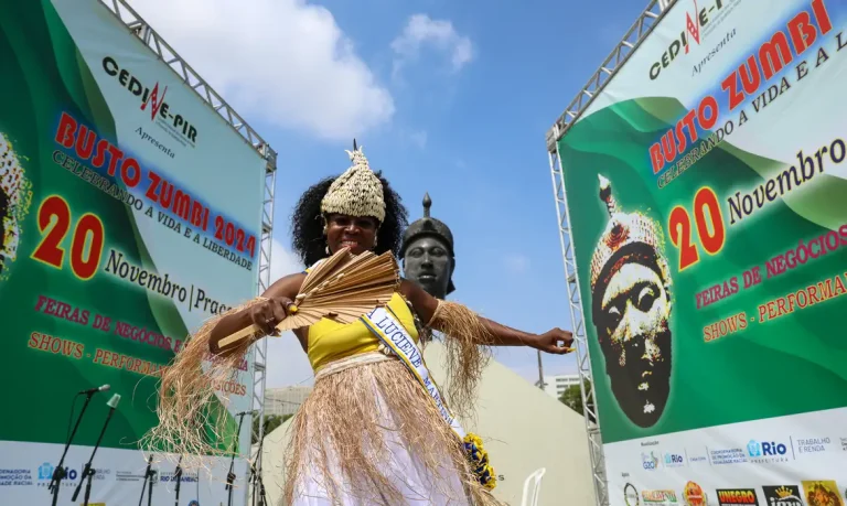 Rio de Janeiro (RJ), 20/11/2024 - Rio celebra dia Nacional da Consciência Negra no Monumento Zumbi dos Palmares, na região central da capital fluminense. Foto: Tomaz Silva/Agência Brasil