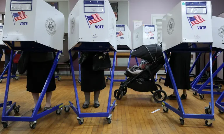 Local de votação das eleições dos EUA, em Nova York
05/11/2024
REUTERS/Maye-E Wong