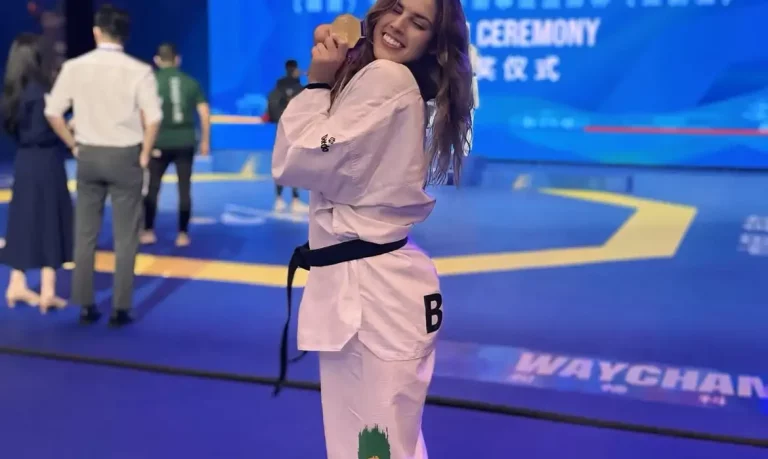 Ana Carolina Moura é ouro na categoria dos 65 kg do taekwondo paralímpico na  President's Cup, em 25/04/2025