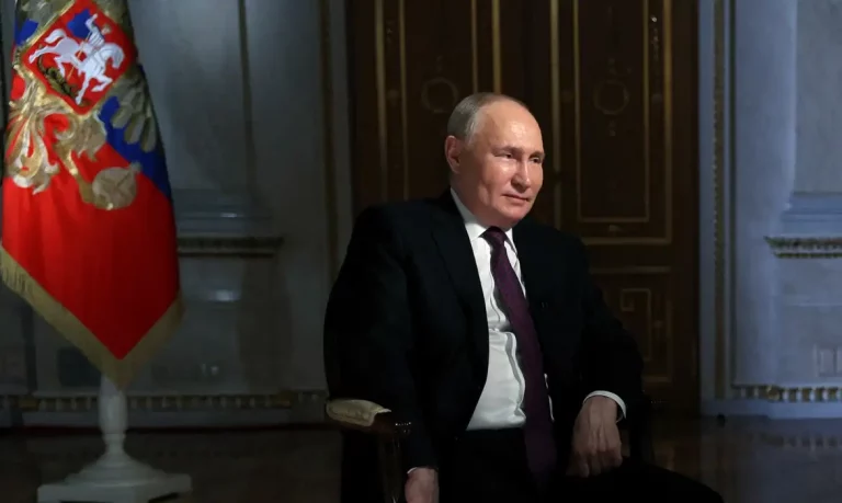 Putin concede entrevista em Moscou
 12/3/2024    Sputnik/Gavriil Grigorov/Pool via REUTERS