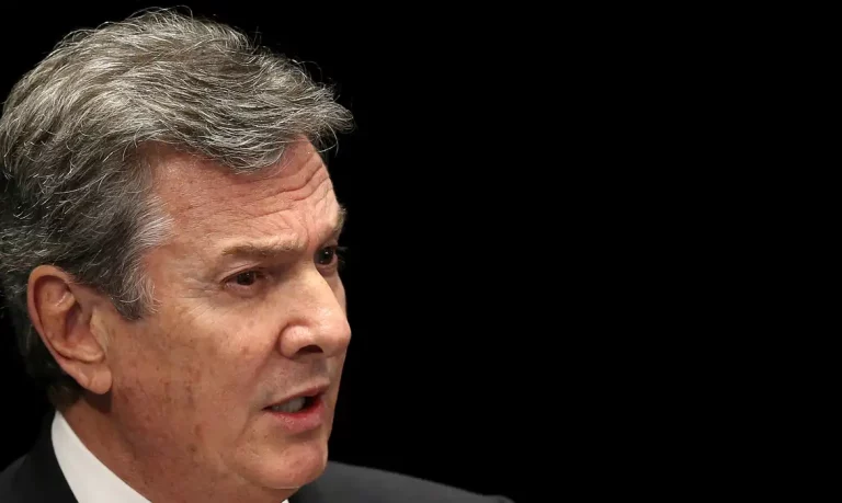 FILE PHOTO: Senator Fernando Collor speaks during the final session of debate and voting on suspended Brazilian President Dilma Rousseff's impeachment trial in Brasilia, Brazil, August 30, 2016. REUTERS/Adriano Machado/File Photo