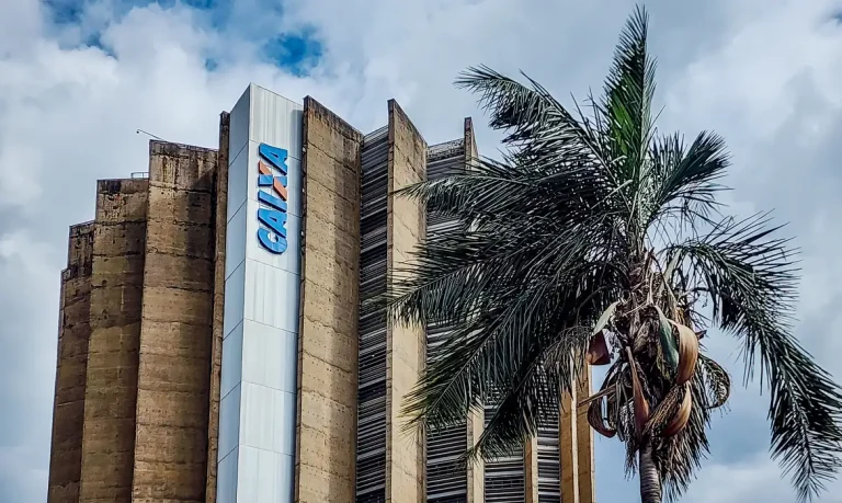 Brasília (DF), 26/10/2023, Prédio da Caixa Econômica Federal, em Brasília. Foto: Rafa Neddermeyer/Agência Brasil