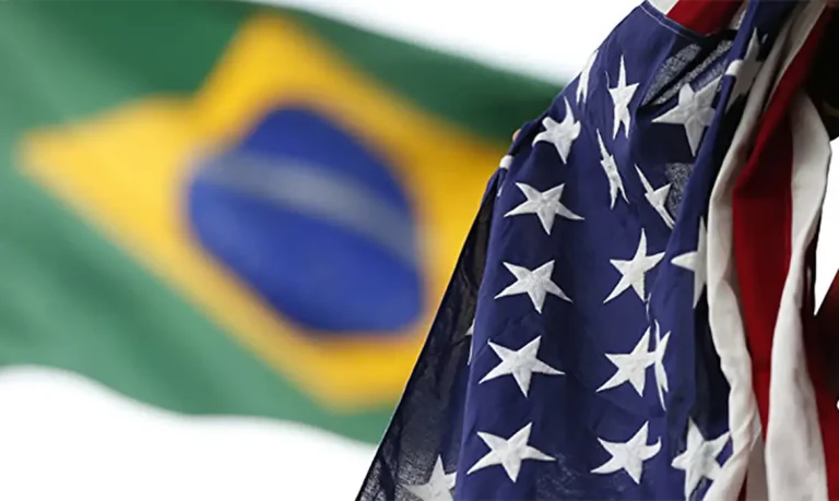 Brasília (DF) 15/07/2025 - Bandeiras do Brasil e dos Estados Unidos da América - EUA. Foto: Embaixada dos EUA/Divulgação