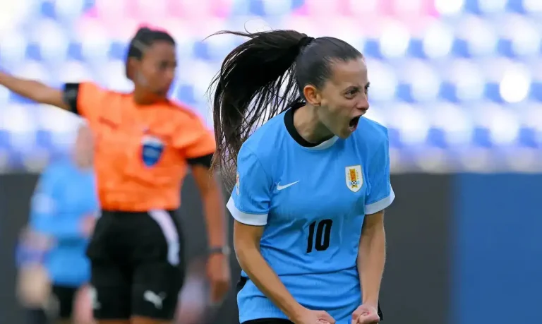 Equador - 18/07/2025 - Belén Aquino, atacante do Internacional, faz golaço e perde pênalti em 1º triunfo da Celeste no torneio. Foto: Staff Images Woman/Conmebol