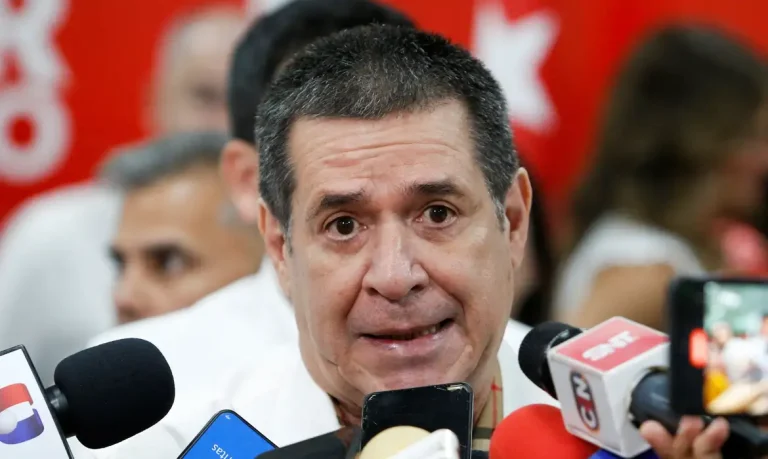 Ex-presidente paraguaio Horacio Cartes 
18/12/2022
REUTERS/Cesar Olmedo