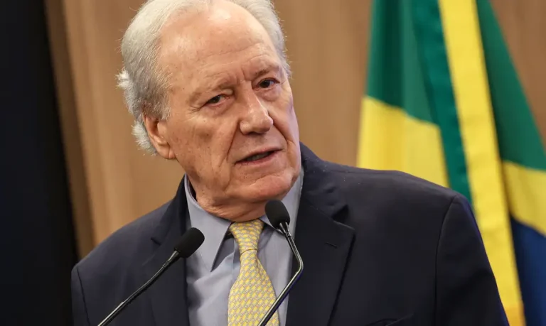 Brasília (DF), 22/10/2025 - O ministro da Justiça e Segurança Pública, Ricardo Lewandowski, durante cerimônia para o anúncio do Programa Município Mais Seguro. Foto: Marcelo Camargo/Agência Brasil