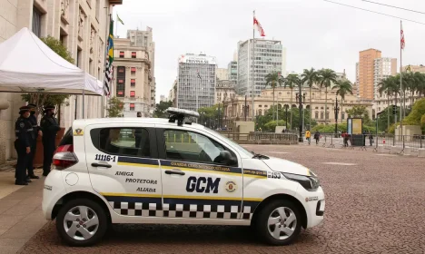 São Paulo - Base da Guarda Civil Metropolitana - GCM em frente a prefeitura, no Viaduto do Chá, região central.