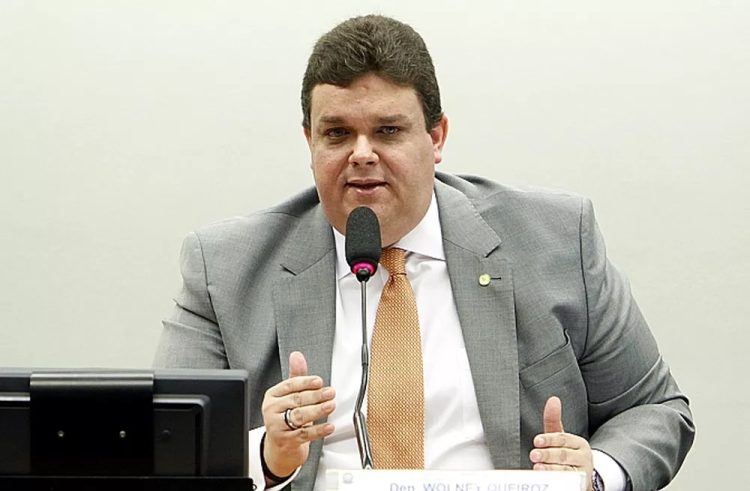 WolneyQueiroz